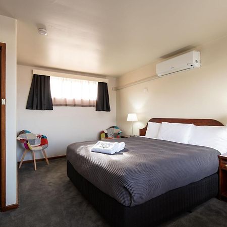 City View Motel Montagu Bay Esterno foto